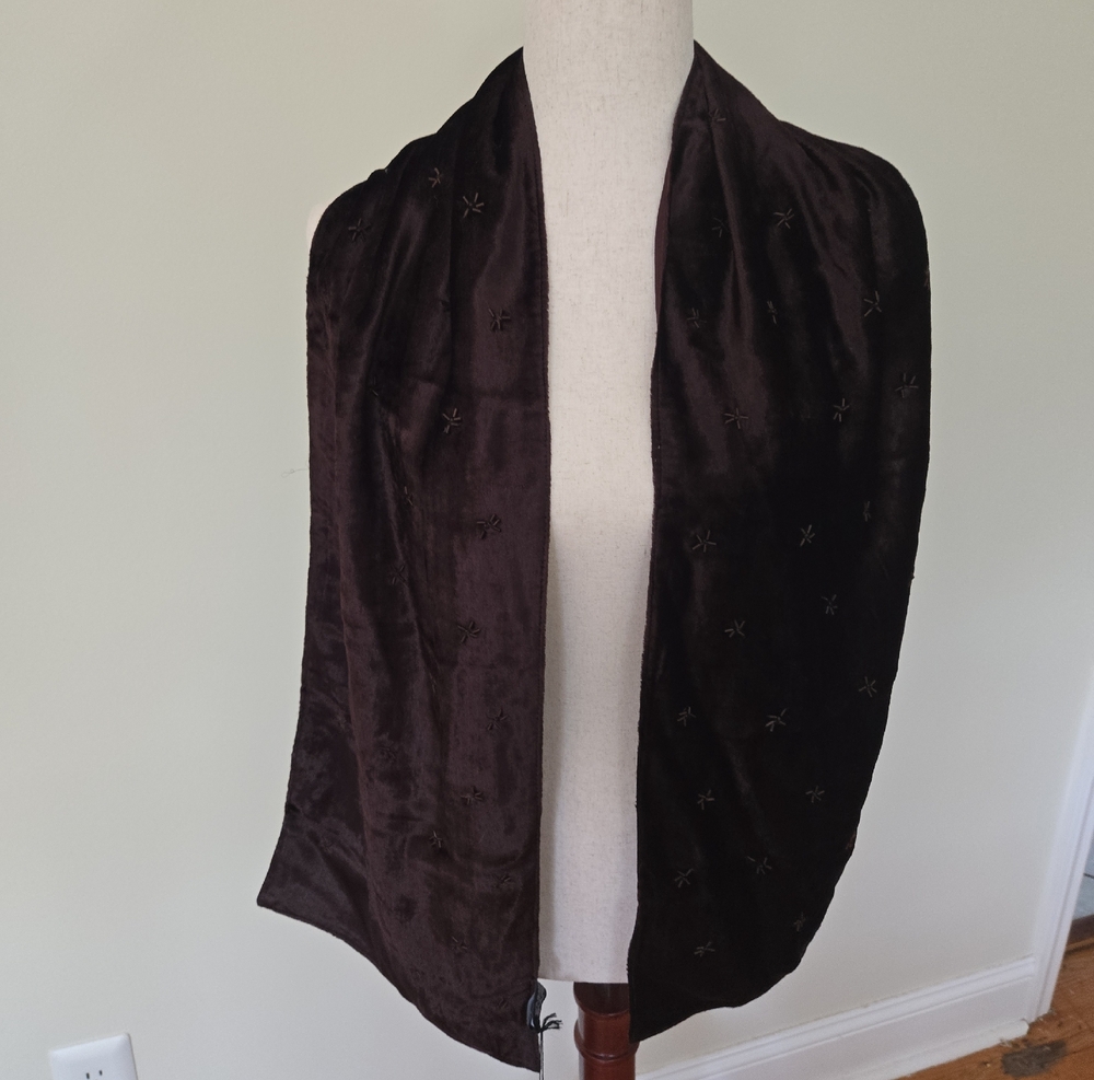 NWT Kenneth Cole Dark Brown Velvet Embroidered Scarf Wrap